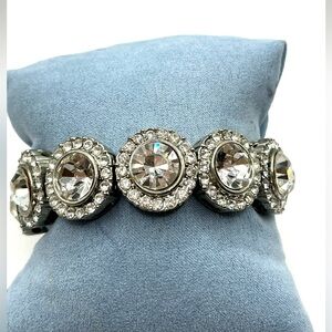 Halo Rhinestone Sparkling Chunky Bracelet Wired with Magnetic Closure Vintage